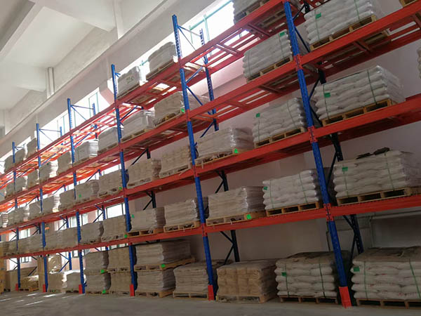 鋼邊箱運輸所具備的優(yōu)點 鋼邊箱運輸所具備的優(yōu)點